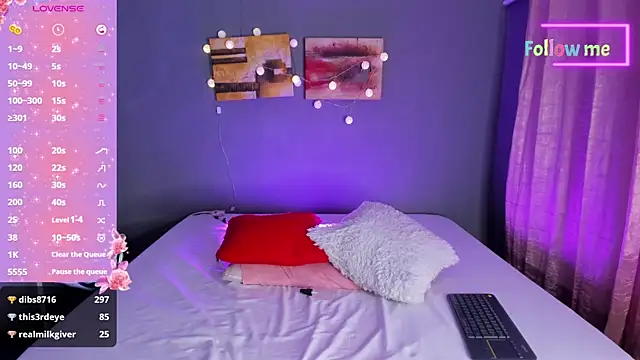 EmmaSmith06 online show from 02/08/25, 11:34