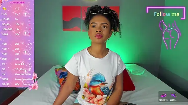 EmmaSmith06 online show from 03/06/25, 05:54