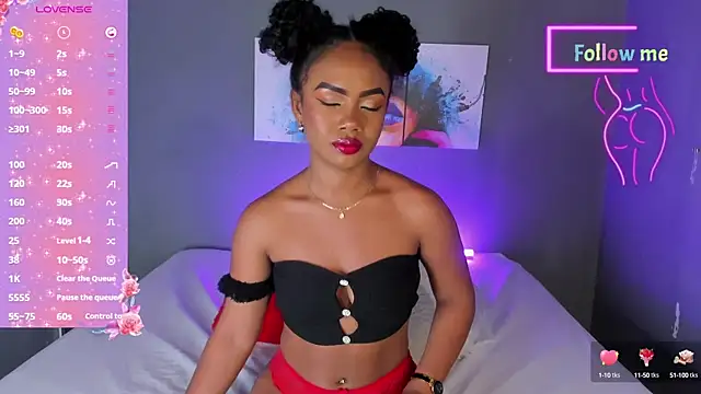 EmmaSmith06 online show from 03/08/25, 05:33