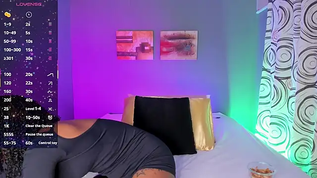 EmmaSmith06 online show from 09/10/25, 05:13