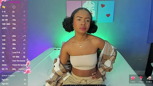 EmmaSmith06 online show from 10/08/25, 05:21