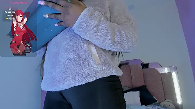 LoveQueen2 online show from 03/21/25, 11:44