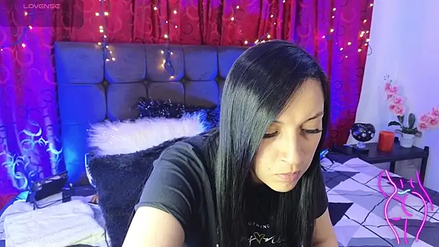 Majuu   online show from 11/13/25, 11:42