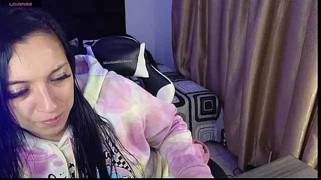 Snapshot of Majuu__ chatting on 02/28/26, 11:00 Majuu online show from 02/28/26, 11:00