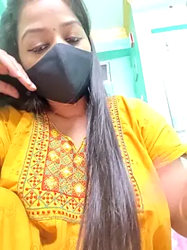 Monalisa Singh online show from 10/16/25, 05:25