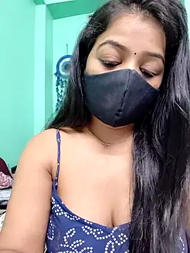 Snapshot of Monalisa_Singh chatting on 05/05/26, 05:21 Monalisa Singh online show from 05/05/26, 05:21