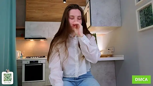 DonnaBurkee online show from 10/23/25, 04:45