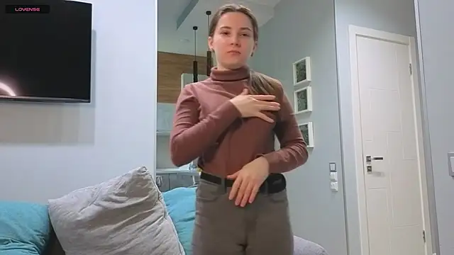 DonnaBurkee online show from 04/27/26, 04:32