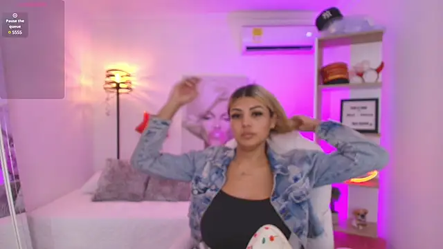 SALOOMEE   online show from 03/01/25, 11:39