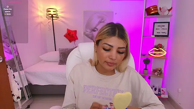 SALOOMEE   online show from 03/17/25, 11:53