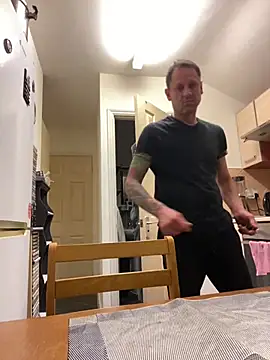 Snapshot of Yourhotboy_42 chatting on 02/28/25, 10:06 Yourhotboy 42 online show from 02/28/25, 10:06