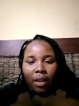 Snapshot of Nomhle113 chatting on 11/16/25, 07:30 Nomhle113 online show from 11/16/25, 07:30