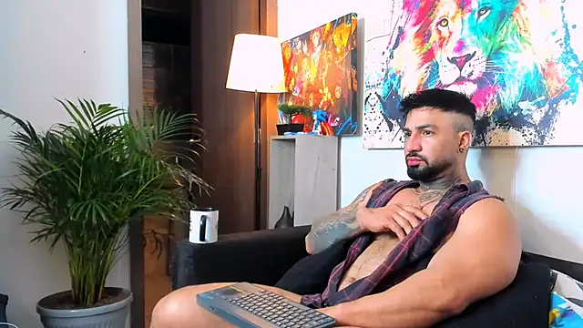 naugthy dominant online show from 11/30/25, 09:02