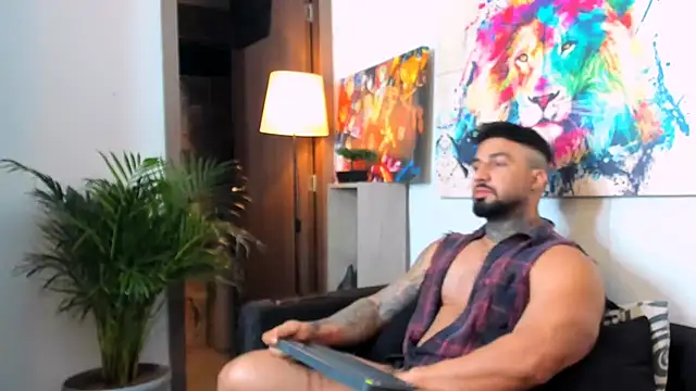 naugthy dominant online show from 12/01/25, 09:03