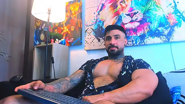 naugthy dominant online show from 12/04/25, 03:21