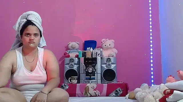 brunnette hot online show from 06/30/26, 11:55