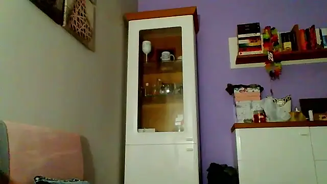 Snapshot of DESIREjenny chatting on 12/06/24, 11:54 DESIREjenny online show from 12/06/24, 11:54
