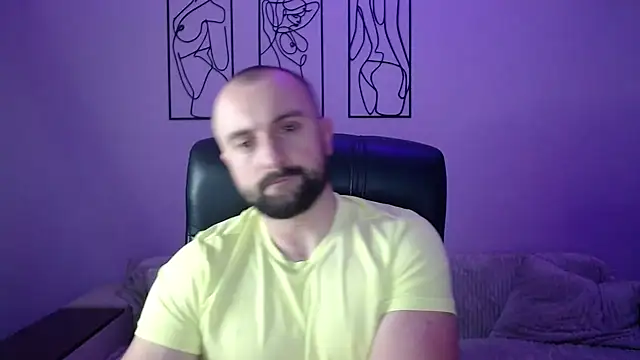 brindlefly6969 online show from 12/03/25, 11:52