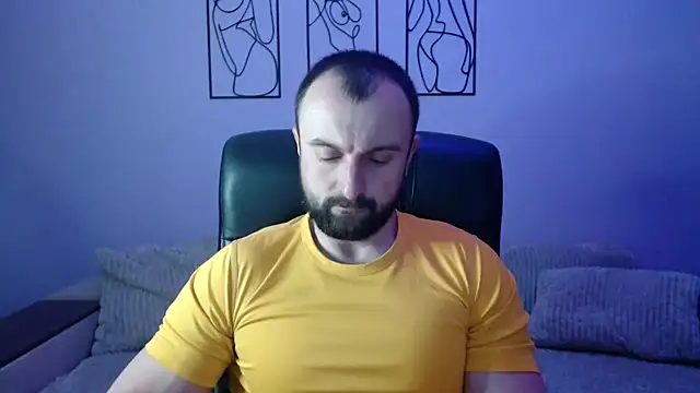 Snapshot of brindlefly6969 chatting on 02/19/26, 11:28 brindlefly6969 online show from 02/19/26, 11:28