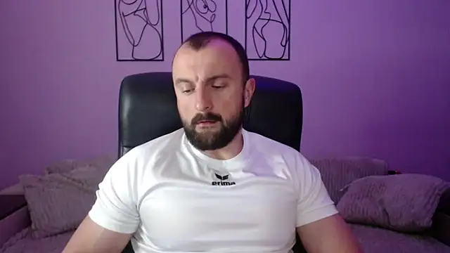 brindlefly6969 online show from 05/08/26, 10:53