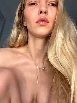 Adelina0001 online show from 11/20/25, 03:18