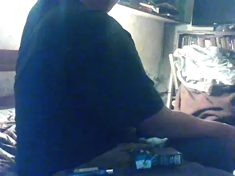 Snapshot of gaby9797 chatting on 04/15/26, 02:18 gaby9797 online show from 04/15/26, 02:18