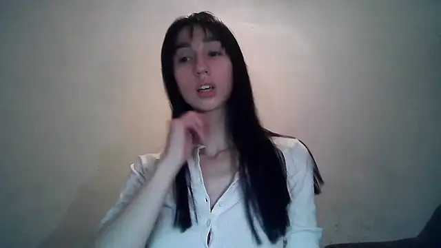 ElizaSwon online show from 12/03/25, 05:22