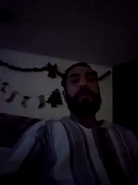 Snapshot of Forbidden_daddy chatting on 12/07/24, 05:42 Forbidden daddy online show from 12/07/24, 05:42