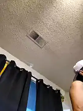 Snapshot of Forbidden_daddy chatting on 12/23/24, 06:48 Forbidden daddy online show from 12/23/24, 06:48