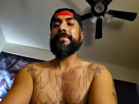 Snapshot of Forbidden_daddy chatting on 02/04/25, 09:49 Forbidden daddy online show from 02/04/25, 09:49