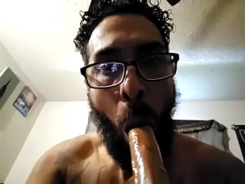 Snapshot of Forbidden_daddy chatting on 02/07/25, 09:26 Forbidden daddy online show from 02/07/25, 09:26