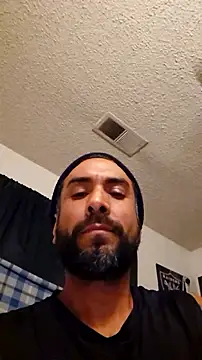 Snapshot of Forbidden_daddy chatting on 09/13/25, 09:09 Forbidden daddy online show from 09/13/25, 09:09