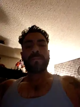 Snapshot of Forbidden_daddy chatting on 11/28/25, 08:39 Forbidden daddy online show from 11/28/25, 08:39