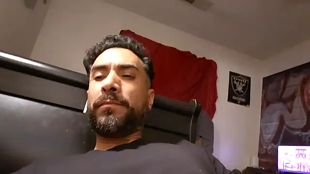 Snapshot of Forbidden_daddy chatting on 12/03/25, 08:45 Forbidden daddy online show from 12/03/25, 08:45