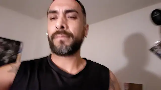 Snapshot of Forbidden_daddy chatting on 03/01/26, 08:16 Forbidden daddy online show from 03/01/26, 08:16