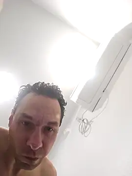 Snapshot of Iliketocooksquirt25 chatting on 02/10/26, 05:11 Iliketocooksquirt25 online show from 02/10/26, 05:11