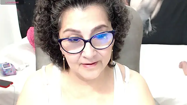 cataleya mom online show from 02/25/25, 06:14