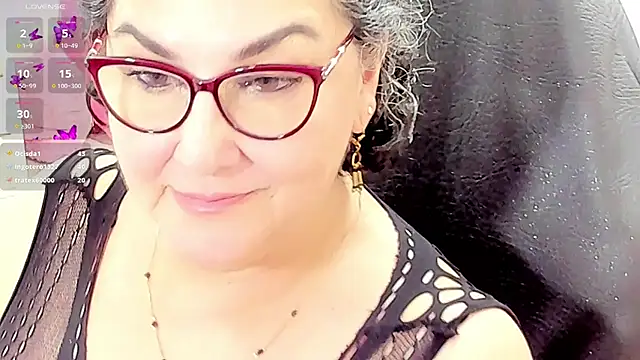 Snapshot of cataleya_mom chatting on 04/30/26, 02:34 cataleya mom online show from 04/30/26, 02:34