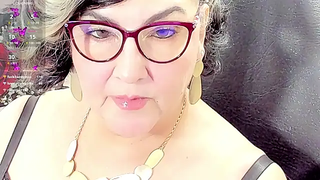Snapshot of cataleya_mom chatting on 05/03/26, 01:11 cataleya mom online show from 05/03/26, 01:11