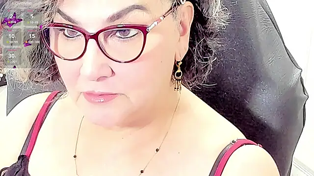 Snapshot of cataleya_mom chatting on 05/06/26, 03:24 cataleya mom online show from 05/06/26, 03:24
