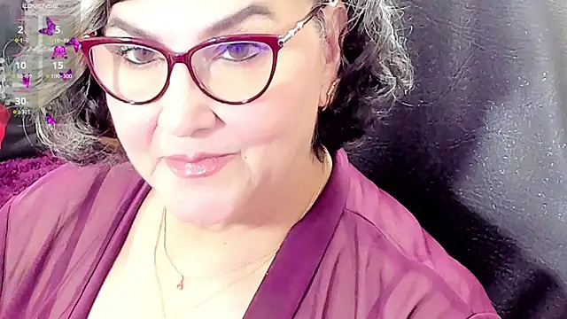 Snapshot of cataleya_mom chatting on 05/18/26, 04:07 cataleya mom online show from 05/18/26, 04:07