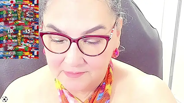 Snapshot of cataleya_mom chatting on 07/06/26, 11:40 cataleya mom online show from 07/06/26, 11:40