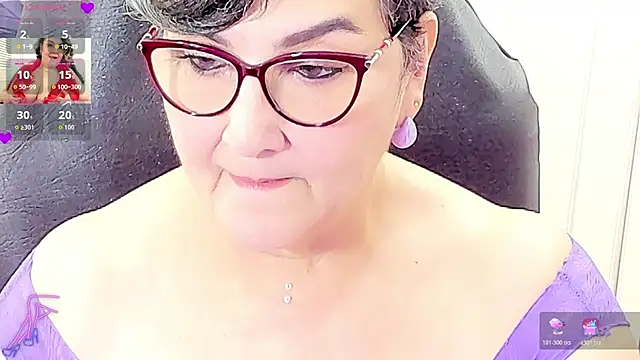 Snapshot of cataleya_mom chatting on 07/29/26, 12:09 cataleya mom online show from 07/29/26, 12:09