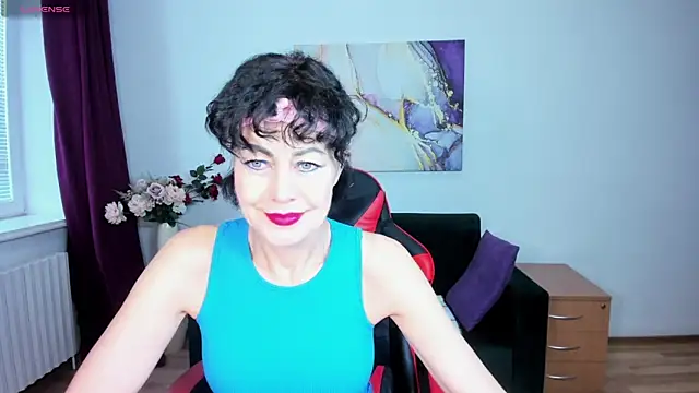 Silvia Wallec online show from 04/26/26, 05:16