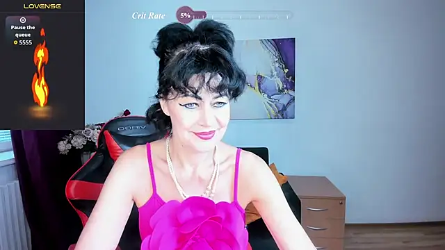 Snapshot of Silvia_Wallec chatting on 06/27/26, 05:12 Silvia Wallec online show from 06/27/26, 05:12