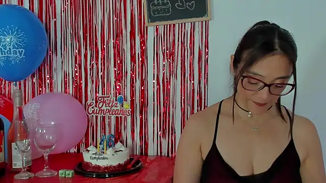Jessica Herrera  online show from 06/08/26, 10:54