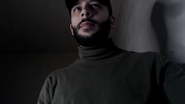 Snapshot of henryaxe chatting on 02/16/26, 10:33 henryaxe online show from 02/16/26, 10:33