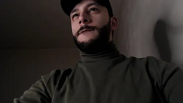 Snapshot of henryaxe chatting on 03/13/26, 10:11 henryaxe online show from 03/13/26, 10:11