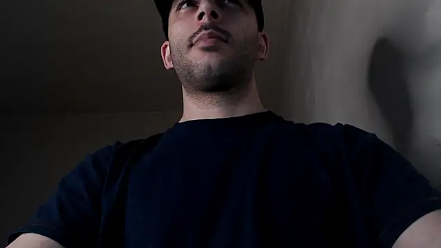 Snapshot of henryaxe chatting on 03/15/26, 11:05 henryaxe online show from 03/15/26, 11:05