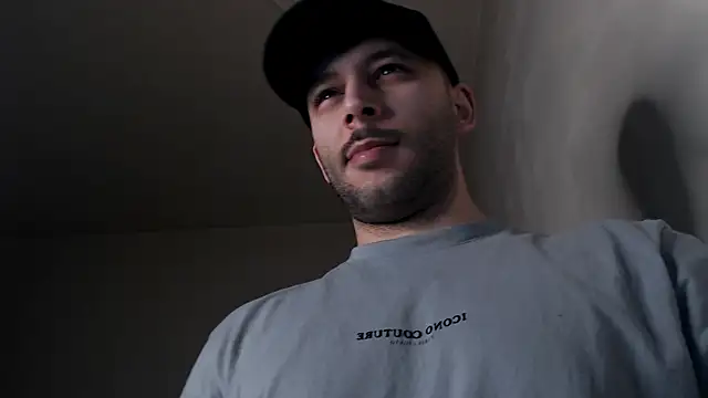 Snapshot of henryaxe chatting on 03/17/26, 11:13 henryaxe online show from 03/17/26, 11:13